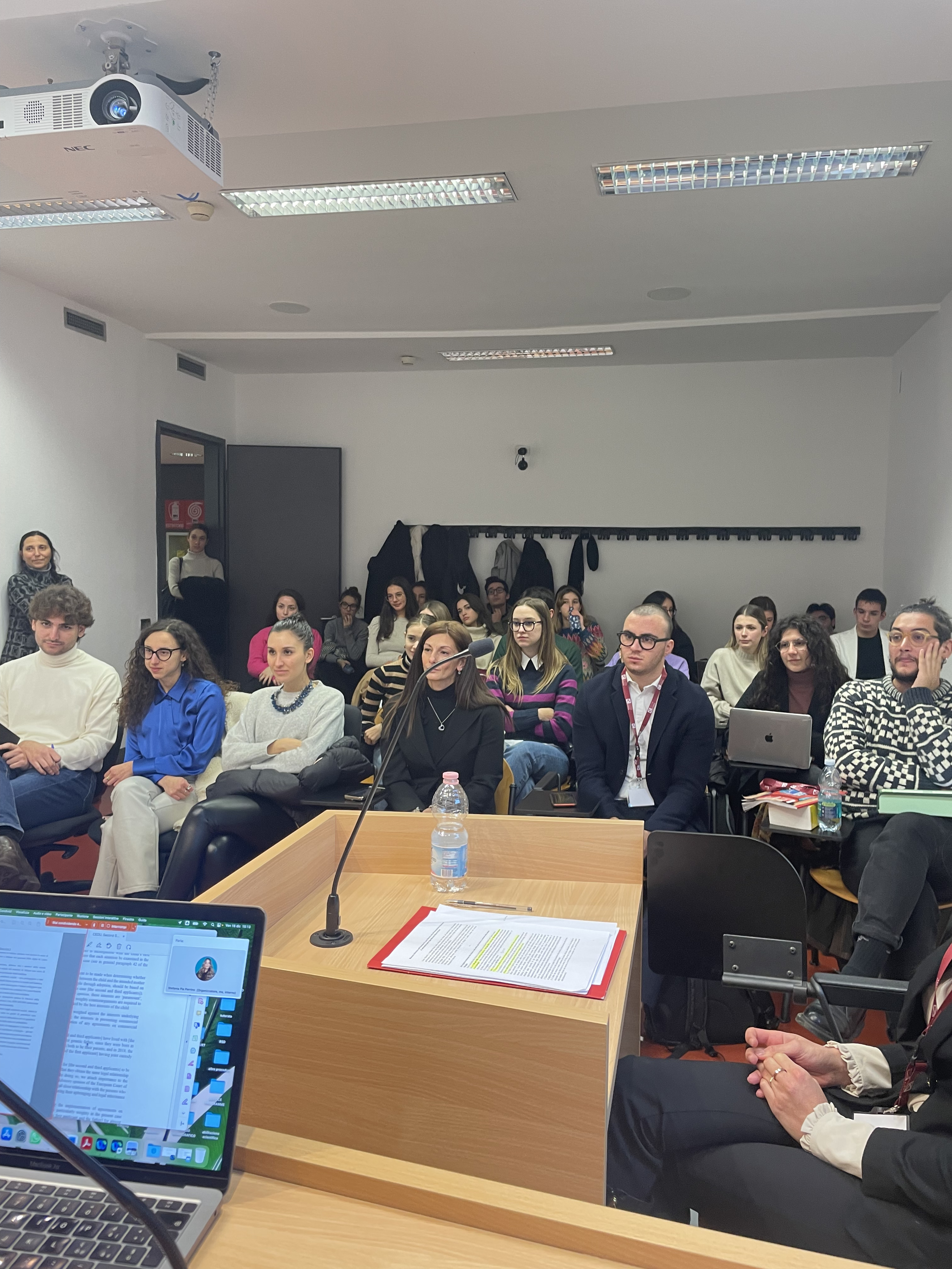 MOOT COURT COMPETITION