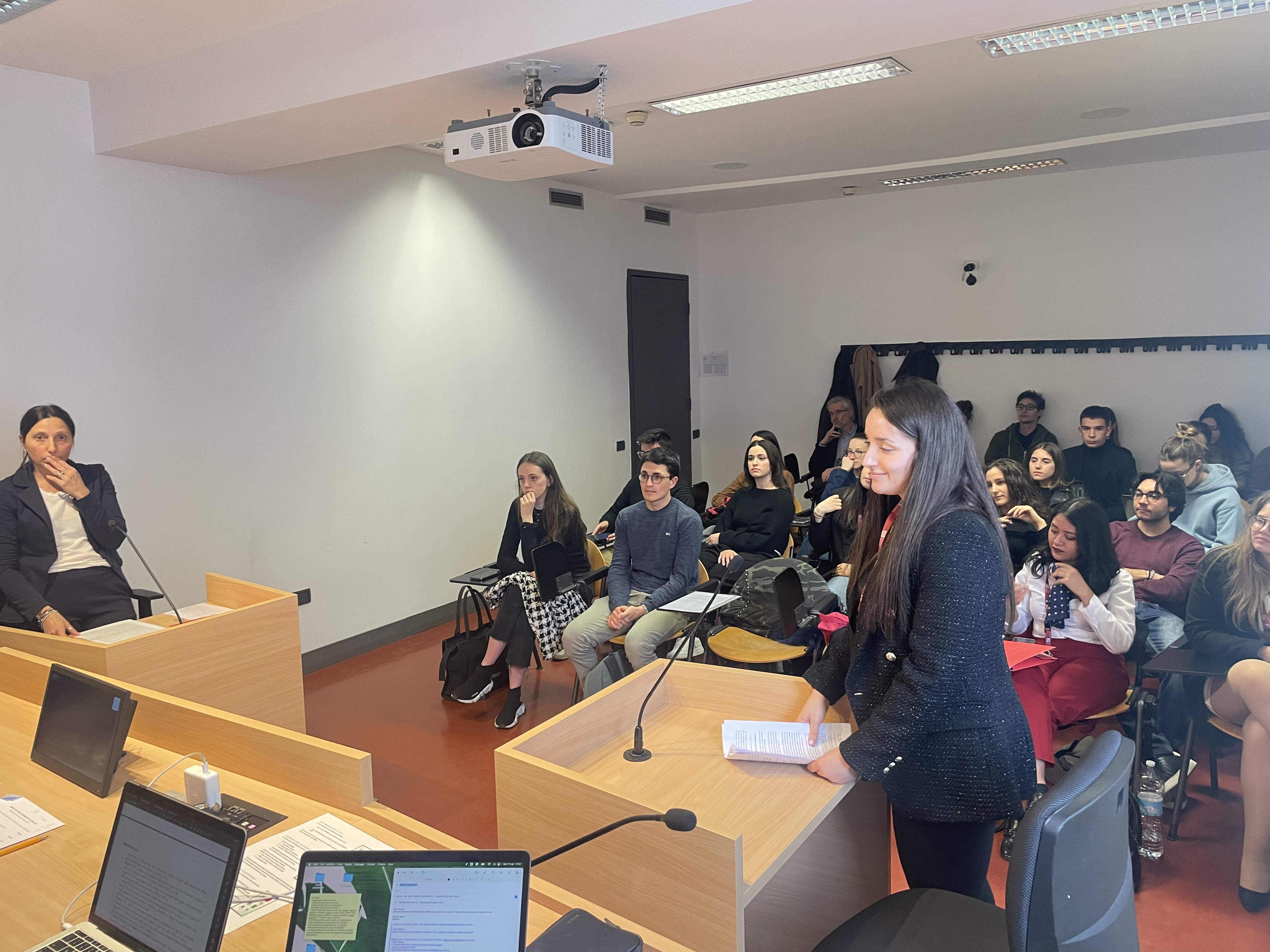 MOOT COURT COMPETITION